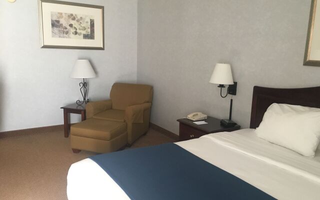 Mountain Inn & Suites