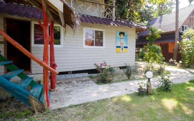 Wild Flower Hostel Koh Lanta