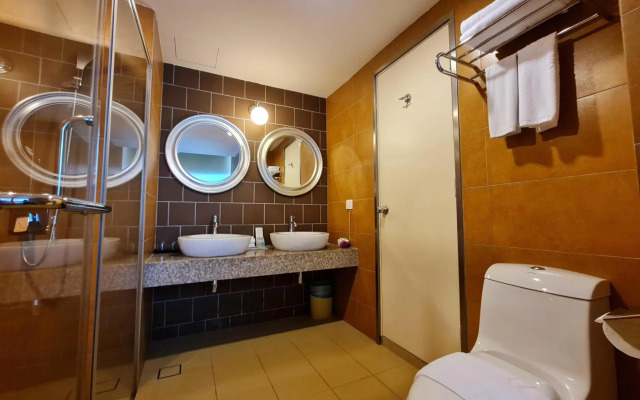 Swan Garden Hotel