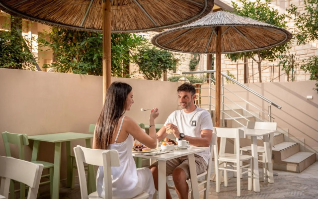 Airis Boutique & Suites