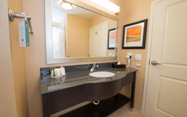 Holiday Inn Bismarck by IHG