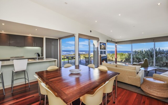 Hearn's Beachside Villa 9