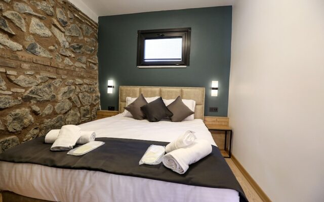 Mia Mia Suites Apart-Hotel