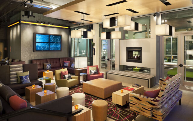 Aloft Charlotte Ballantyne