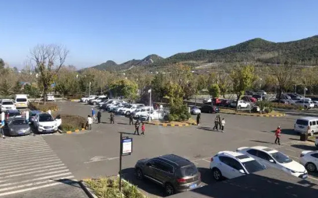 Qingshan Inn