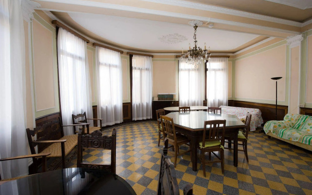 Ostello Domus Civica