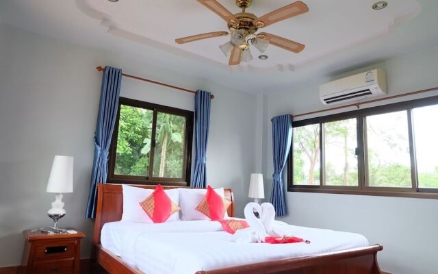 OYO 967 Andathien Pool Villa Aonang