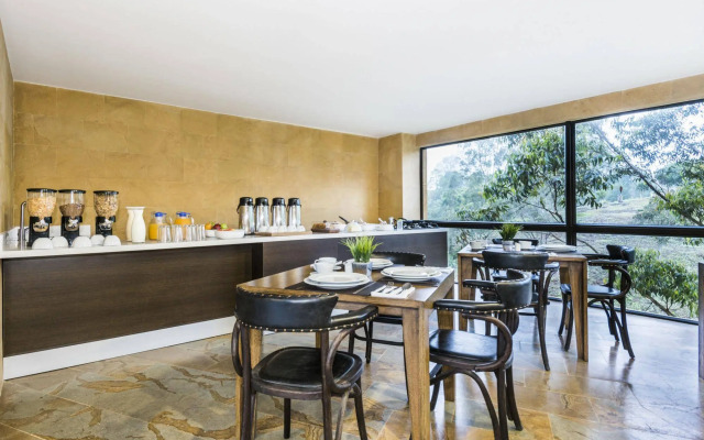 Travelers Rio Verde Living Suites