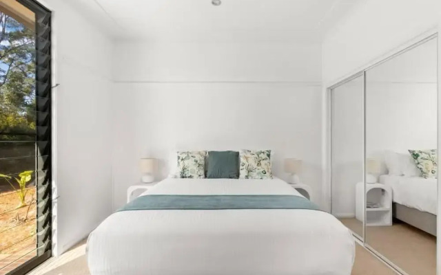 Tin & Timber by Charlesworth