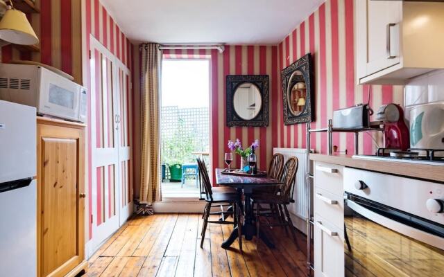 Bright Parsons Green Maisonette