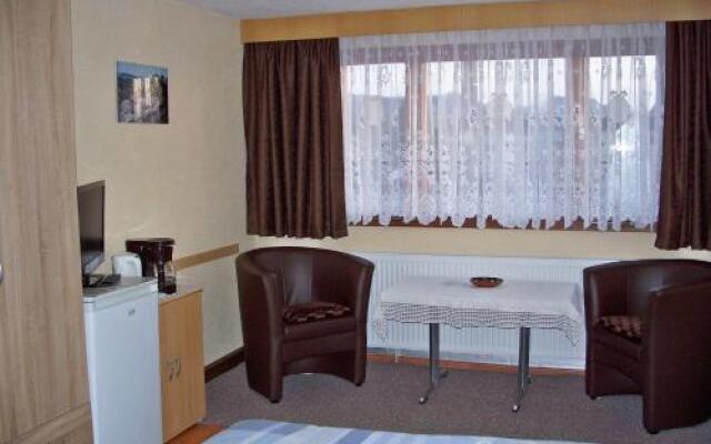 Ferienzimmer-Hamisch-inklusive-Fruehstueck