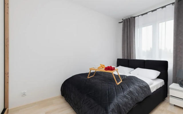 Studio Łużycka With Parking by Renters