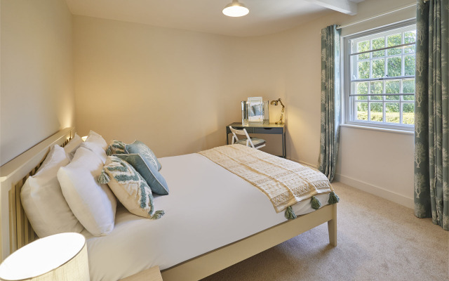 Host Stay Park View