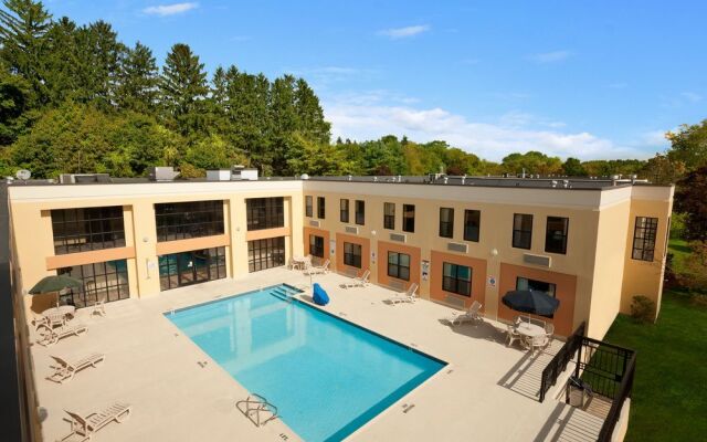 Days Inn Middleboro - Plymouth