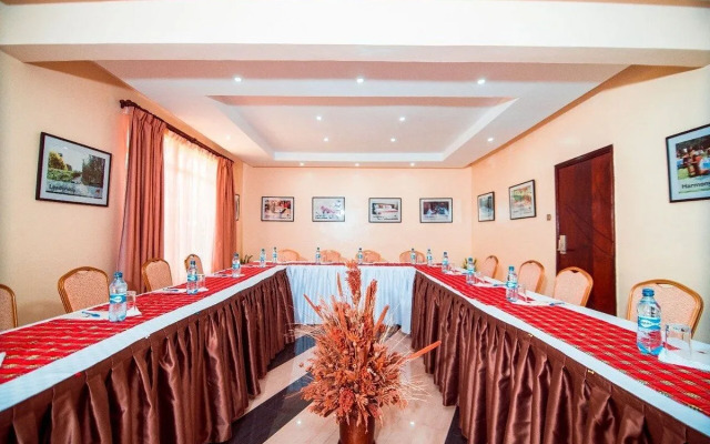 Falcon Heights Hotel