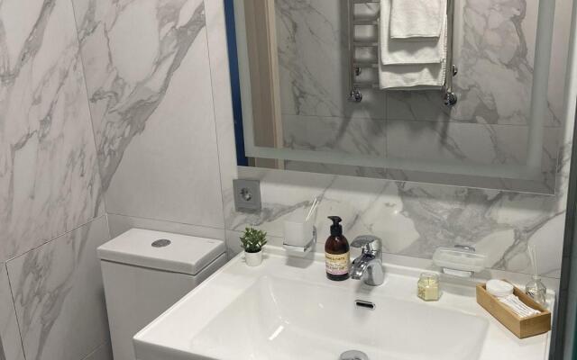 K_Apartments (К_Апартментс) на улице Памяти Павших в Афганистане 24