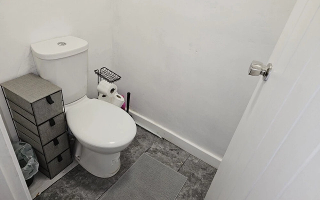Charming 1-bed Apartment in Huddersfield