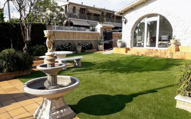 Family House - La Mora Beach - Tarragona