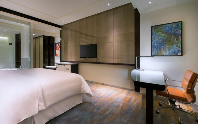 Sheraton Grand Jakarta Gandaria City Hotel