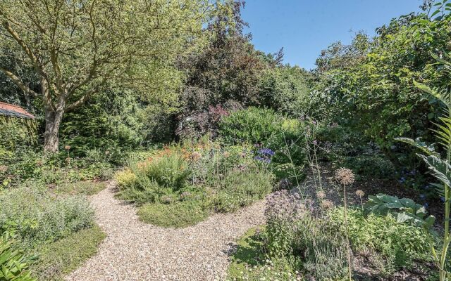The Pond House, Westleton