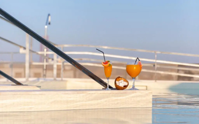 Hotel Macia Sevilla Kubb