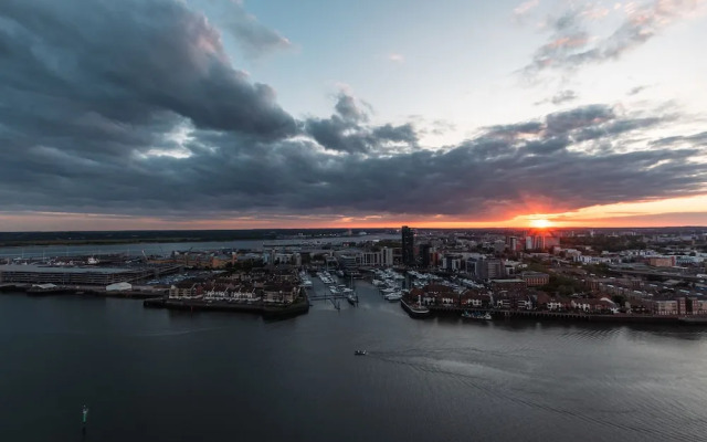 The Itchen River Penthouse