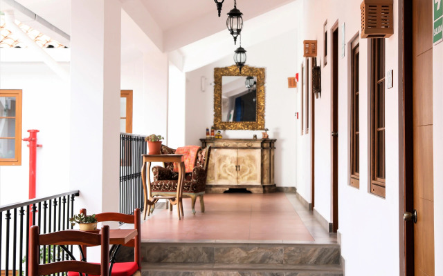 Atoq San Blas Hotel