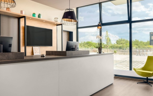 Super 8 By Wyndham Oberhausen
