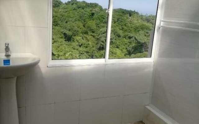 Moon Wind Tayrona Hostel by Rotamundos