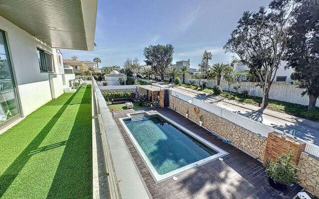 Aparts & Suites summer cascade Alvor