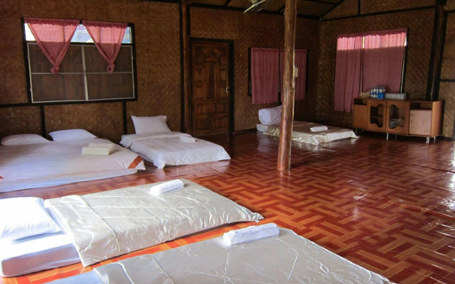 Thai Loei 300 Pee Resort