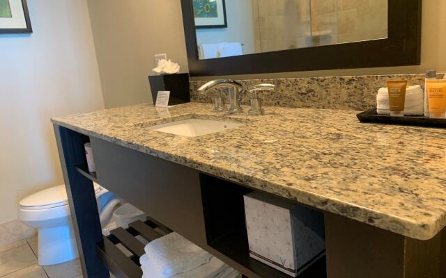 South Beach Biloxi Hotel & Suites
