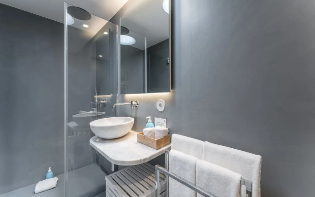 GuestReady - Sliding Doors