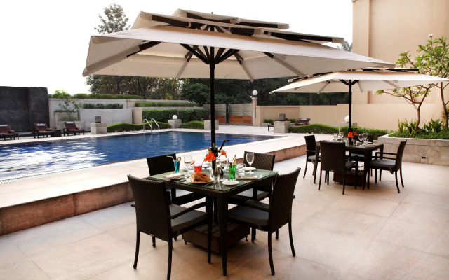 The Metropolitan Hotel and Spa New Delhi