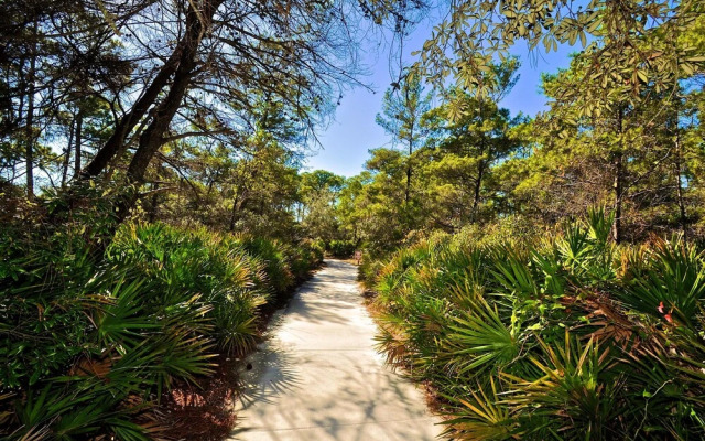 Galanta 2 Bedroom Condo By Coastal Dreamin