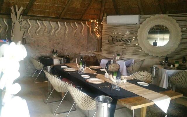 Thulani Game Lodge And Eco Estate