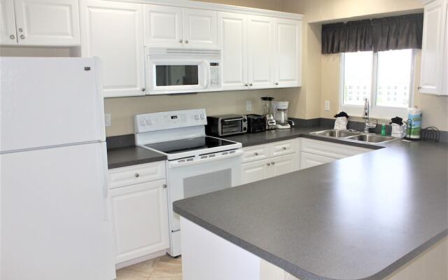 Jamaica Royale - 704 - 2 Br Condo