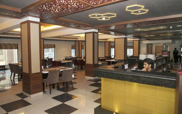 Hotel Ganges Grand