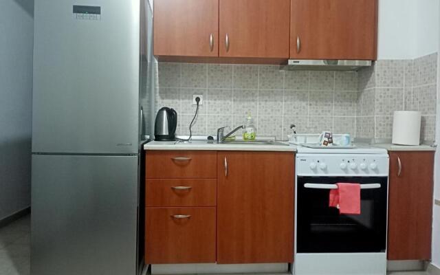 One Bedroom Flat 250m from Sea, Nea Chili