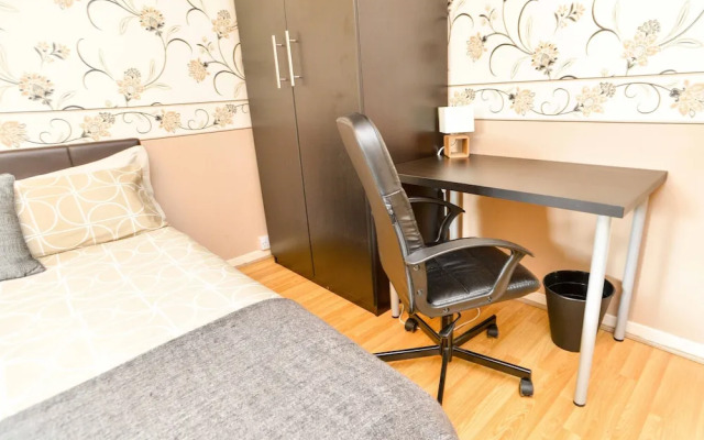 Moir Drive Apartments