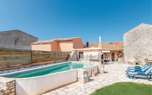 Beautiful Home in Vodnjan With Wifi and 0 Bedrooms