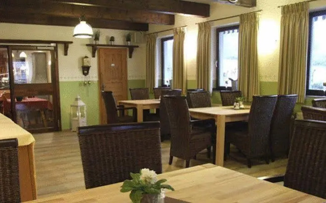 Landhotel Linden am Venekotensee