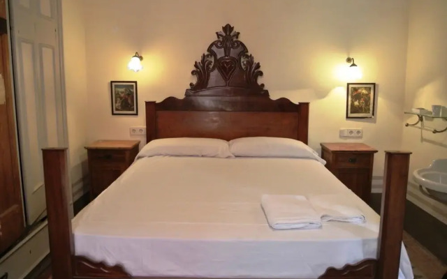 HomeHolidaysRentals Historic House - Costa Barcelona