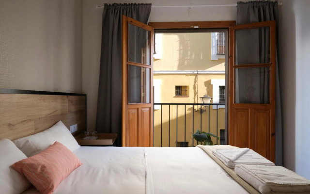 Sweet Sevilla Suites - Smart Hotel