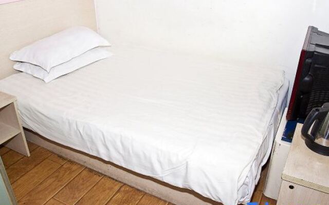 Shanghai Jingjing Hotel (Caobao Road Subway Station)