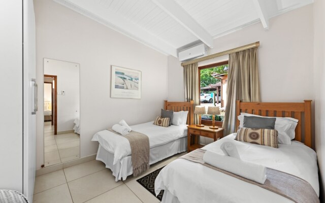 San Lameer Villa Rentals  2707