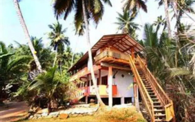 Vista Rooms Near Mirissa Beach 5