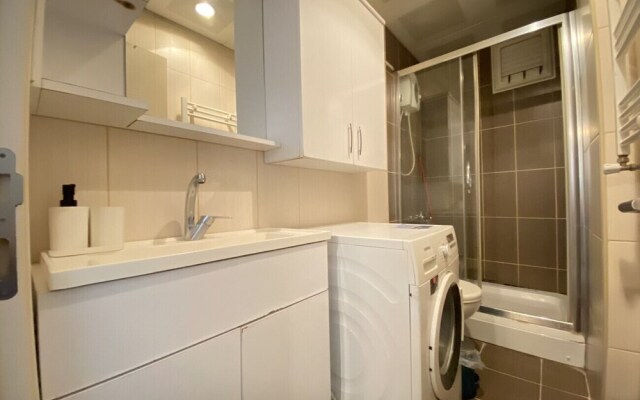 Refreshing Apartment in Kartal
