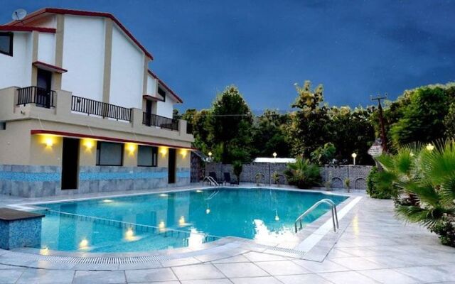 The Tiger Groove Resort
