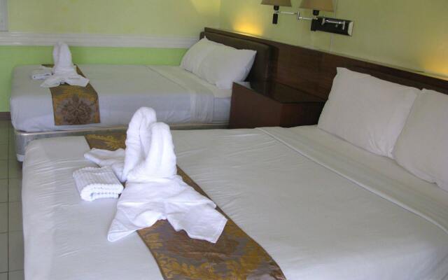 Park Avenue Residence Inn and Suites